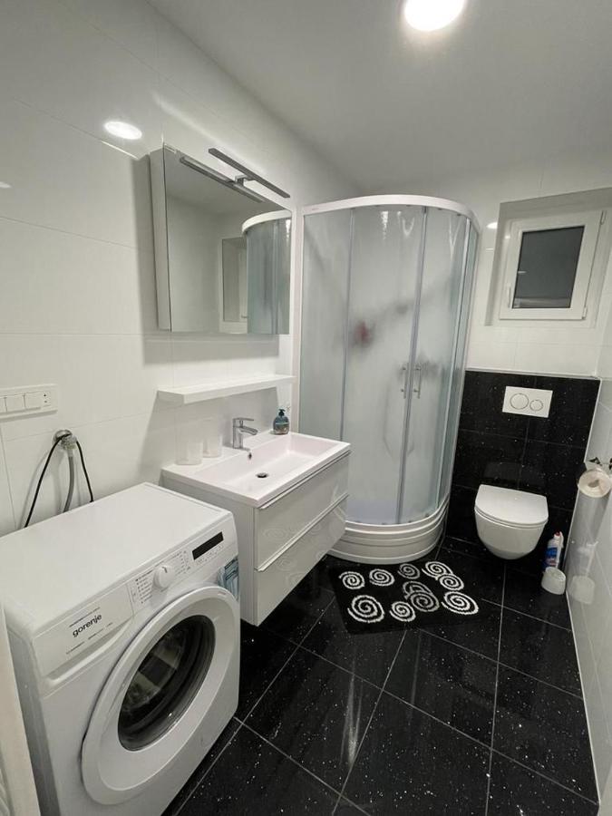 Apartmani Daisy Velika Gorica Exteriör bild