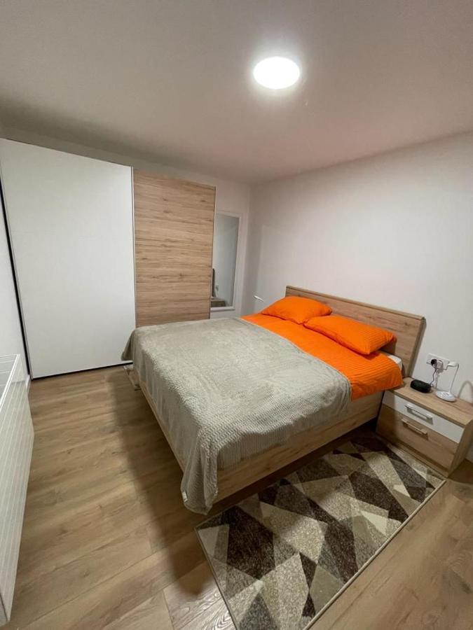 Apartmani Daisy Velika Gorica Exteriör bild